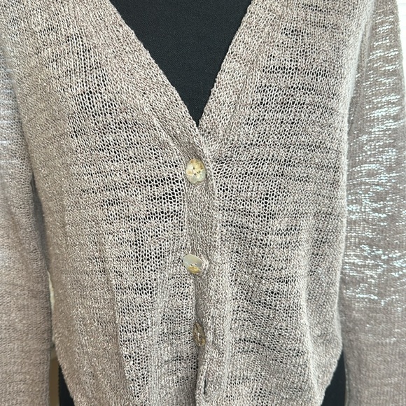 Super cute mesh crop top - Picture 2 of 5